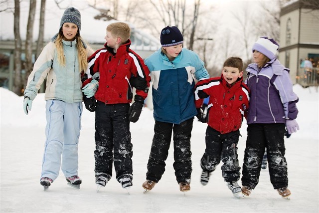 kids-ice-skating