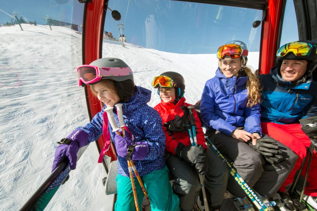 7 Pocket-Sized Snacks for Family Ski Days